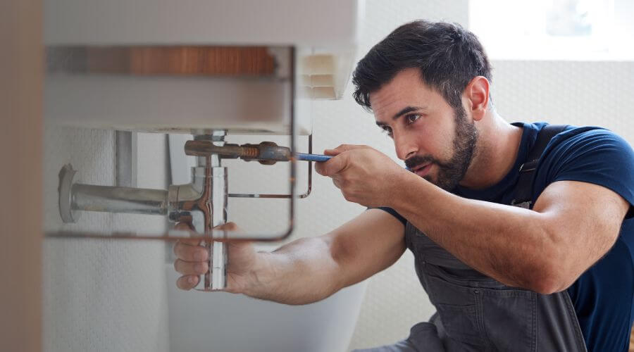 Faucet cartridge replacement in Roundhill, KY